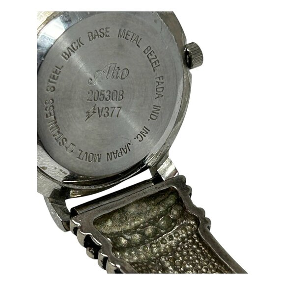 Alto Watch Women 25mm Silver Tone Round Ornate Quartz Stretch Band New Battery - Picture 8 of 15